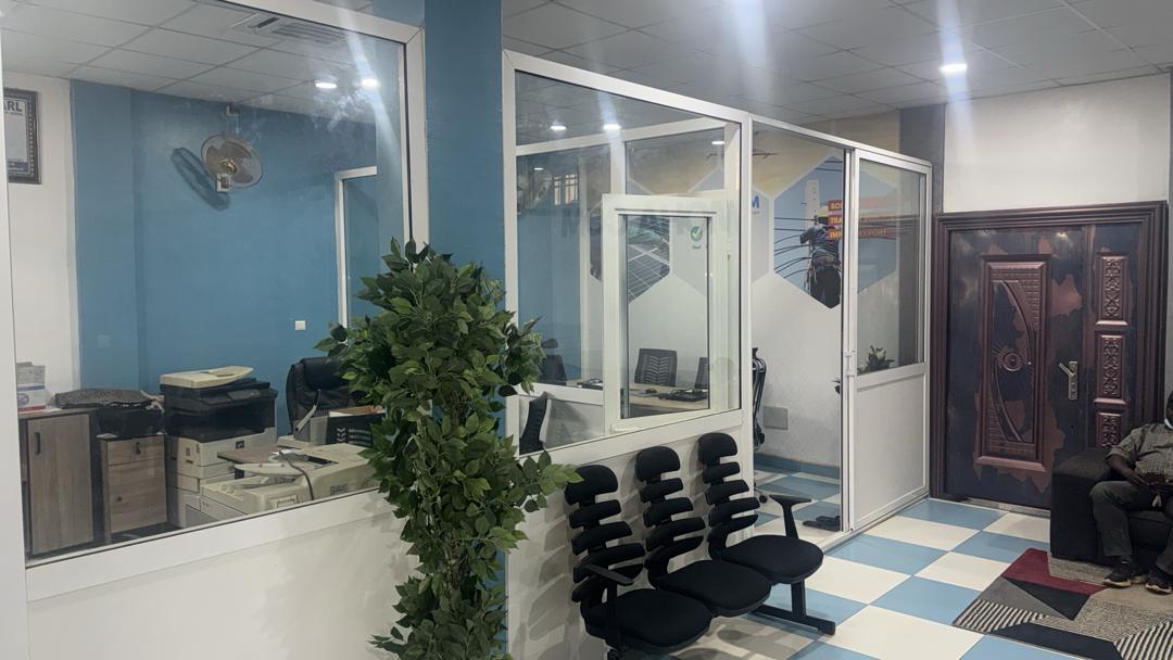 Projet MOHA COM - Bureaux MOHA COM SARL espace de travail