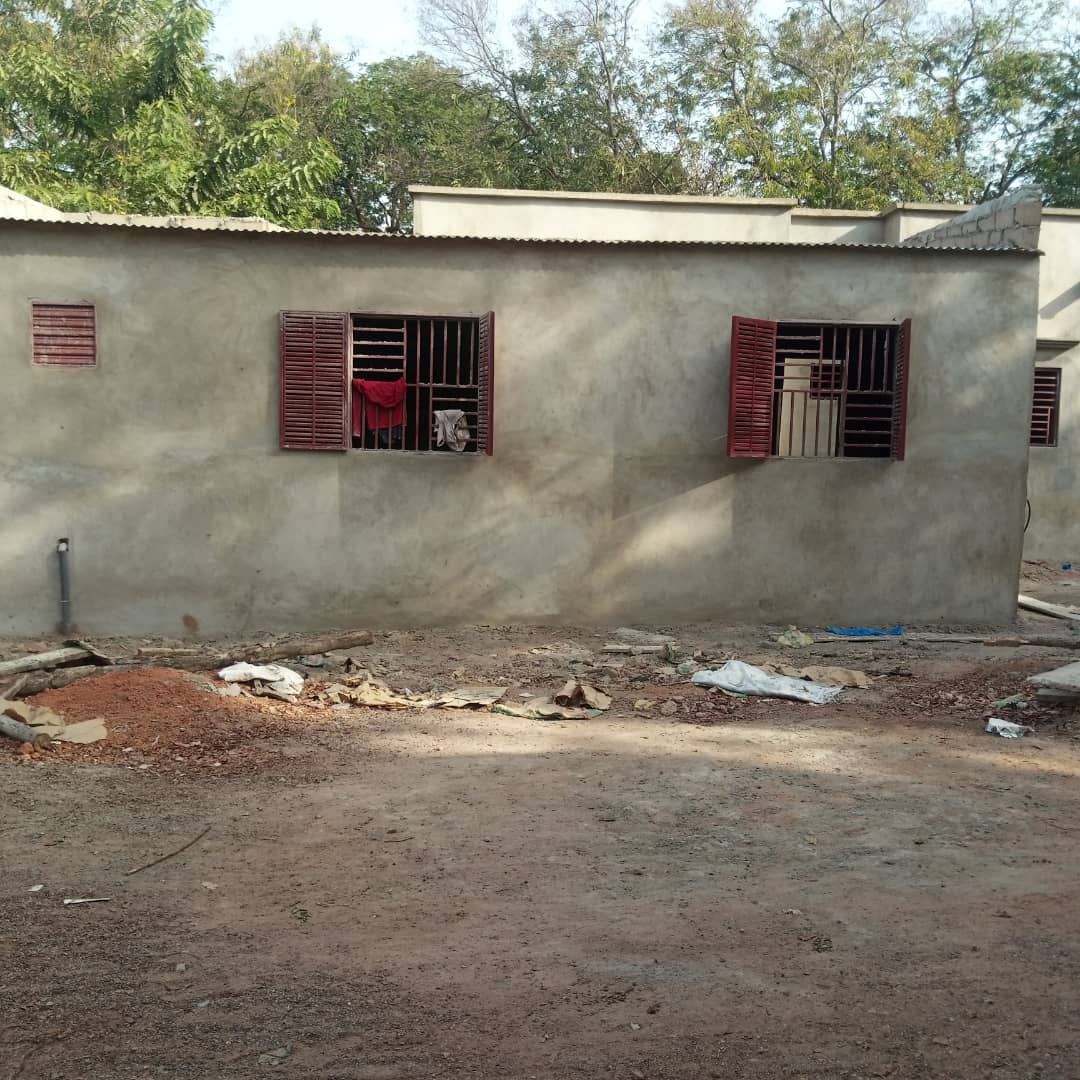 Projet MOHA COM - Système solaire avec batteries Mali