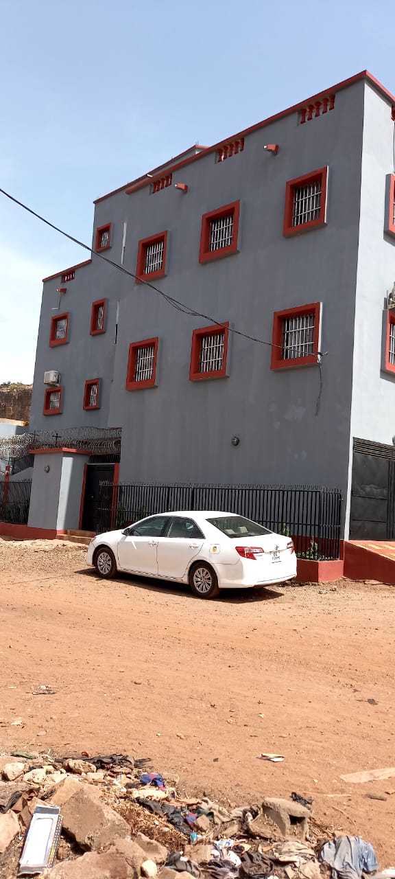 Séjour T2 — appartement meublé Résidences Safety