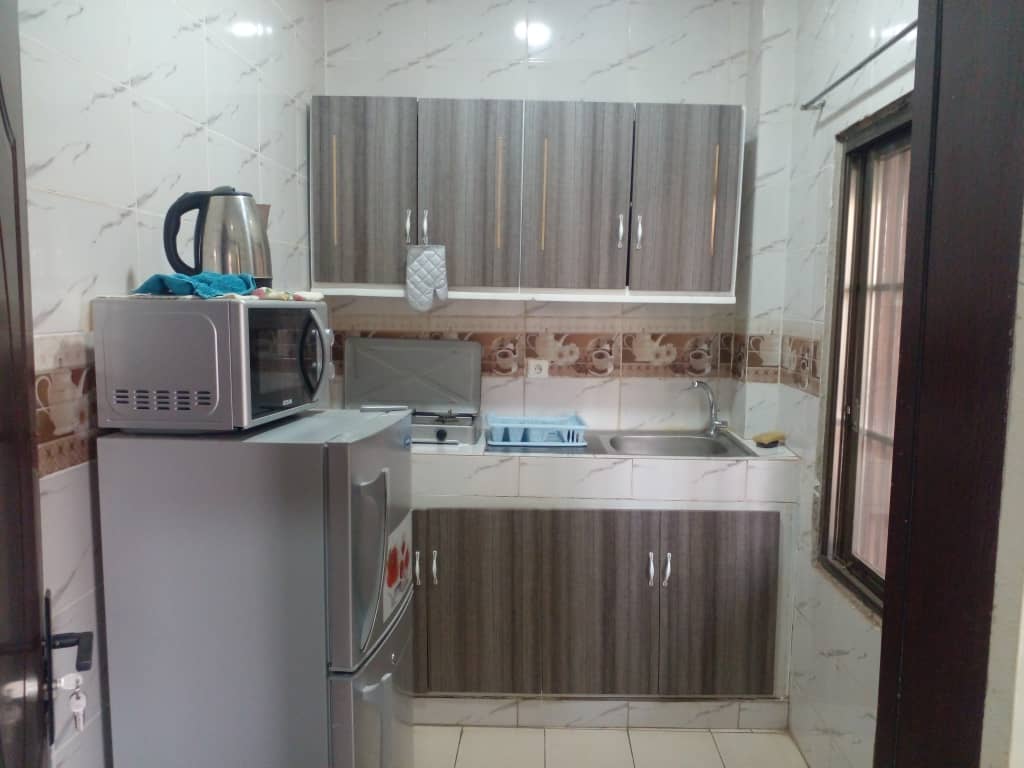 Lit simple — chambre single Résidences Safety Bamako