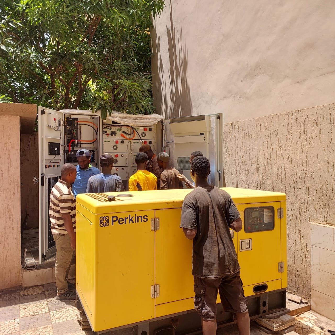 MOHA COM SARL - équipements et installations électriques HTA/BT - groupe electrogene/equipement electrique