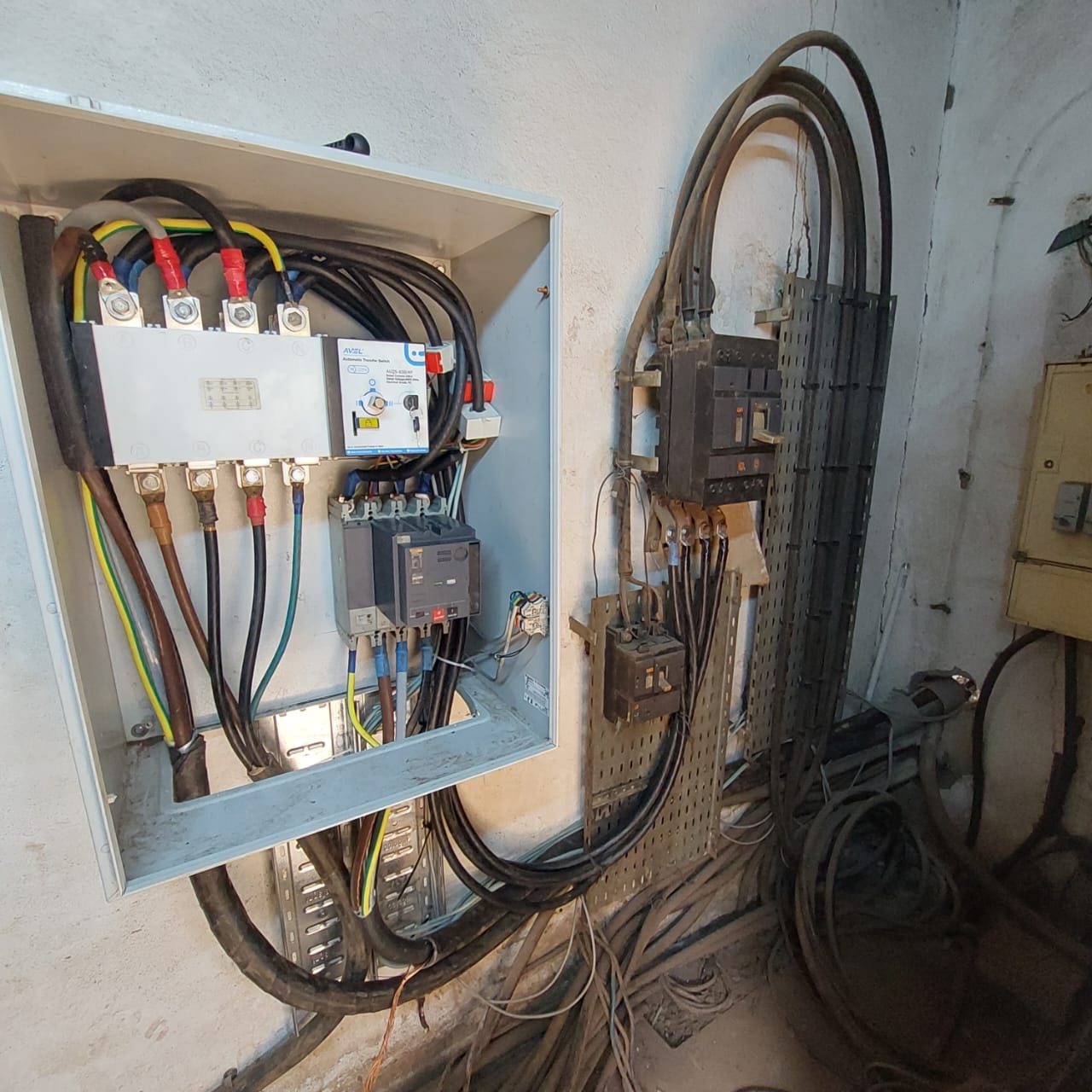 MOHA COM SARL - équipements et installations électriques HTA/BT - armoire/cablage electrique