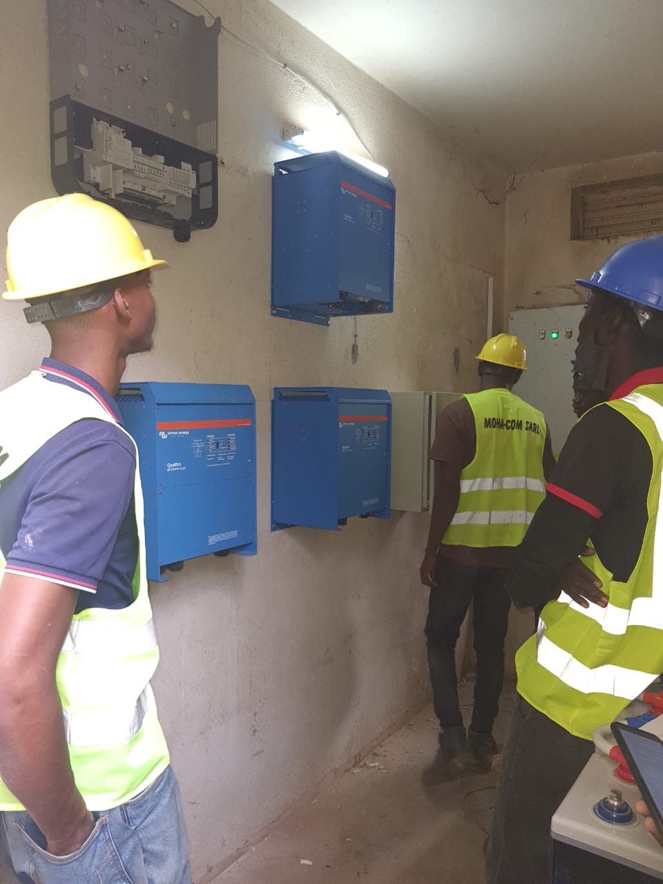 Installation electrique HTA BT realisee par MOHA COM SARL