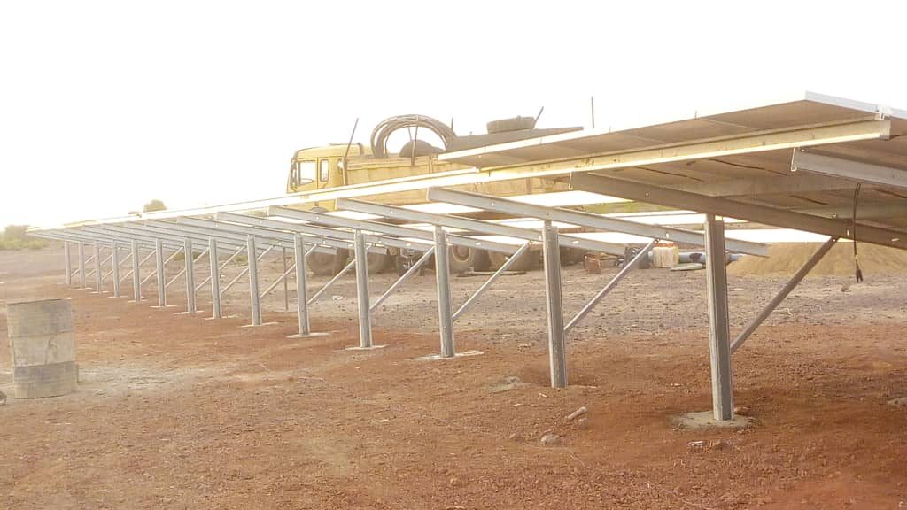 Panneaux solaires installes par MOHA COM SARL au Mali